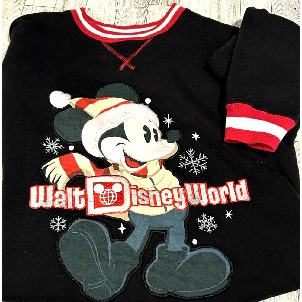 Walt‎ Disney World Black Red White Mickey Mouse Holiday Christmas Sweater SMALL